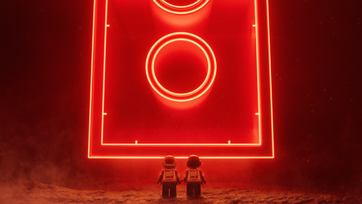 Daft Punk et LEGO s'associent : la pyramide de la tournée Alive 2007 devient un set, d'après une maquette de fans