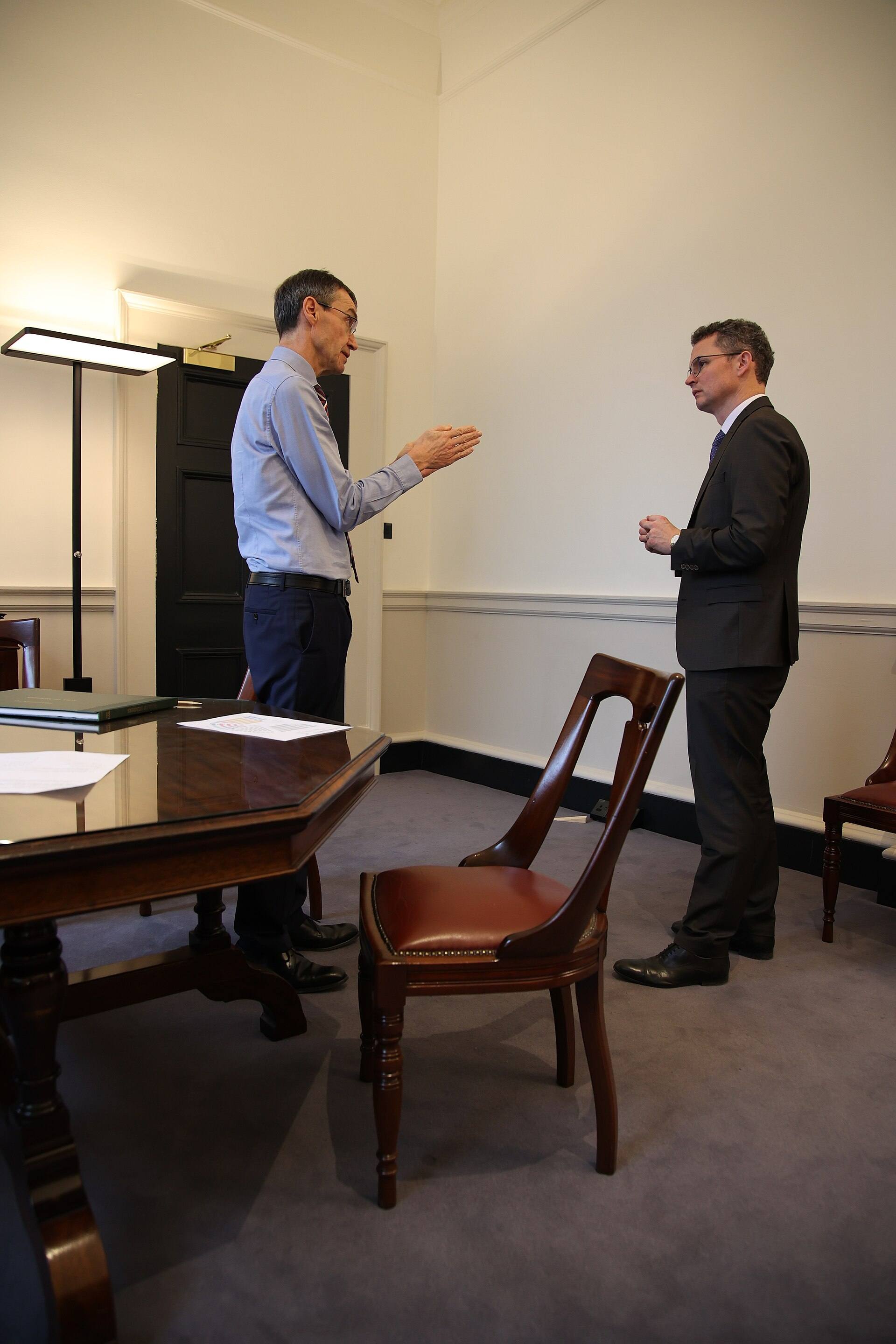 Irlande : 2 000 artistes tirés au sort toucheront 1 413 euros par mois pendant trois ans