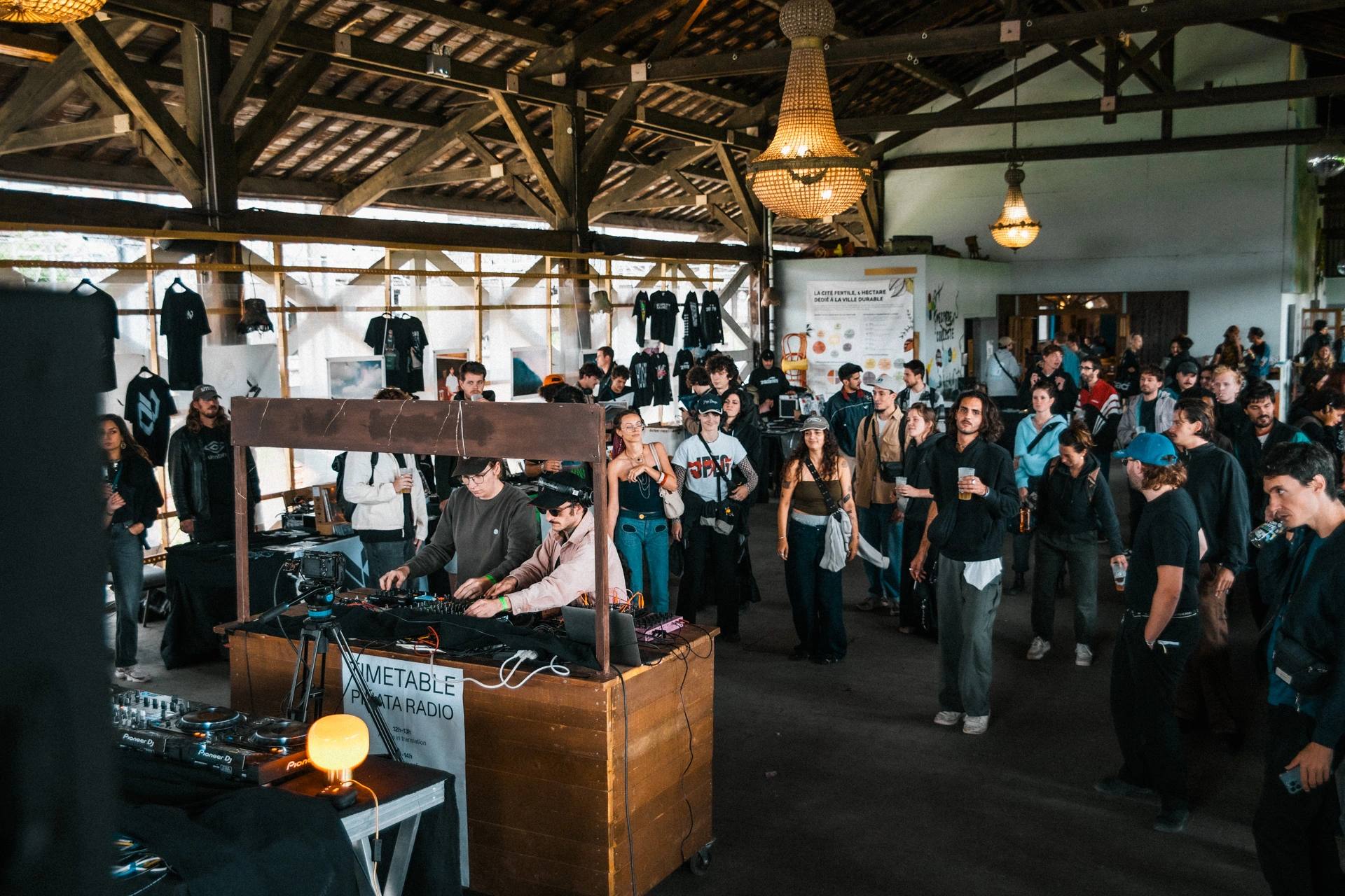Paris Electronic Week 2026 : booking en club, IA et concentration du marché au menu de la 14e édition