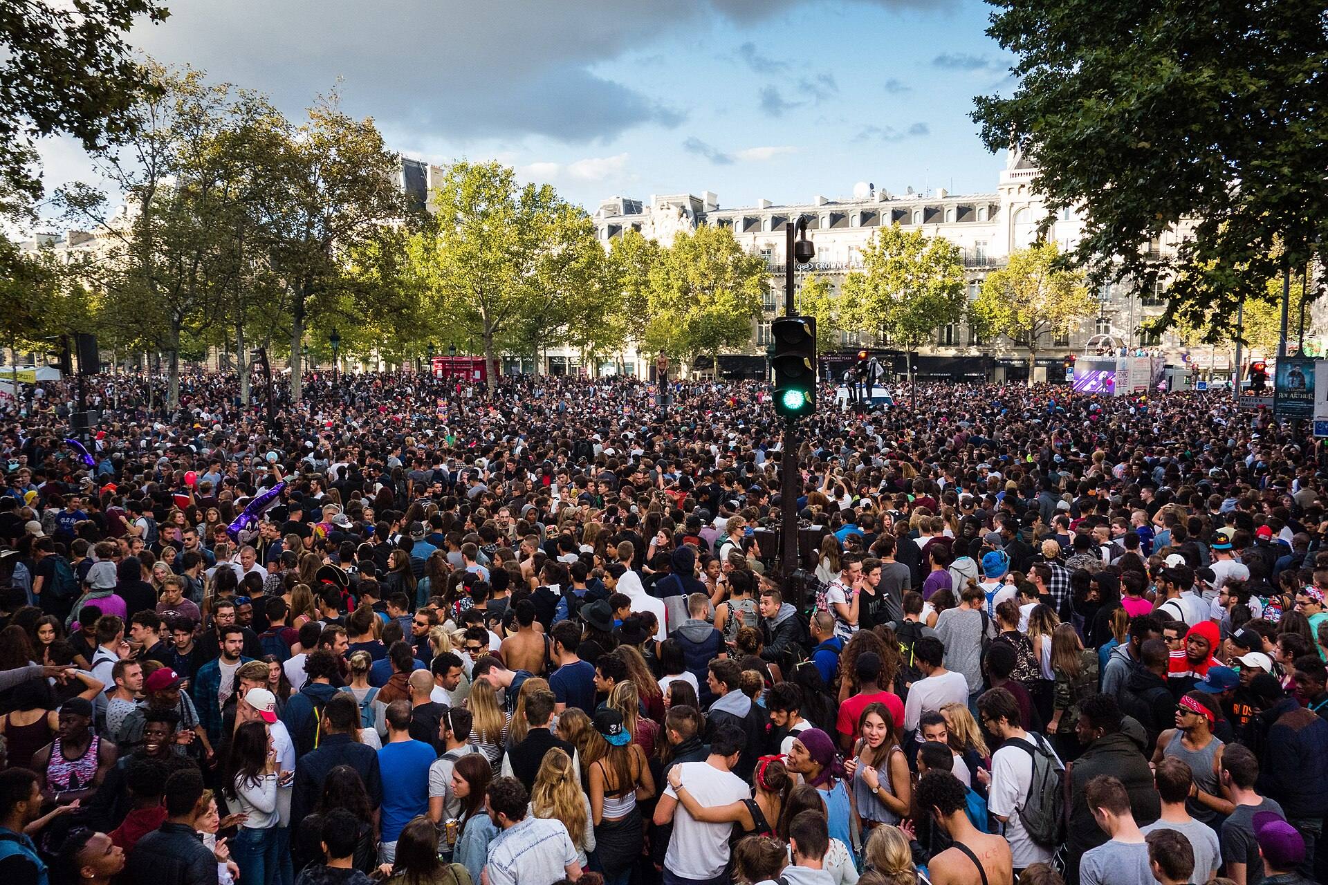 La Techno Parade quittera Paris pour la première fois : Bourges accueillera une édition en 2028