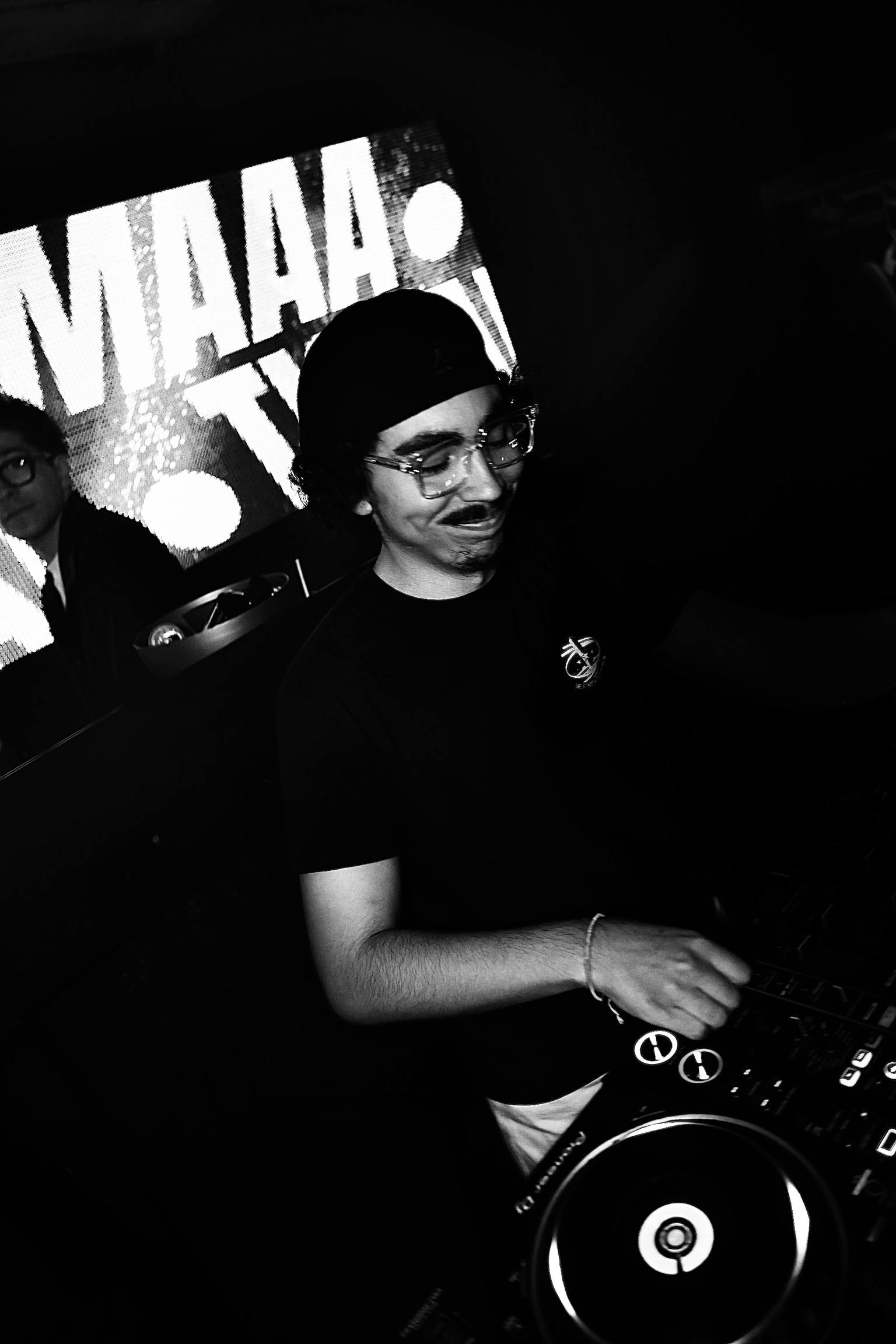 TISMA, DJ