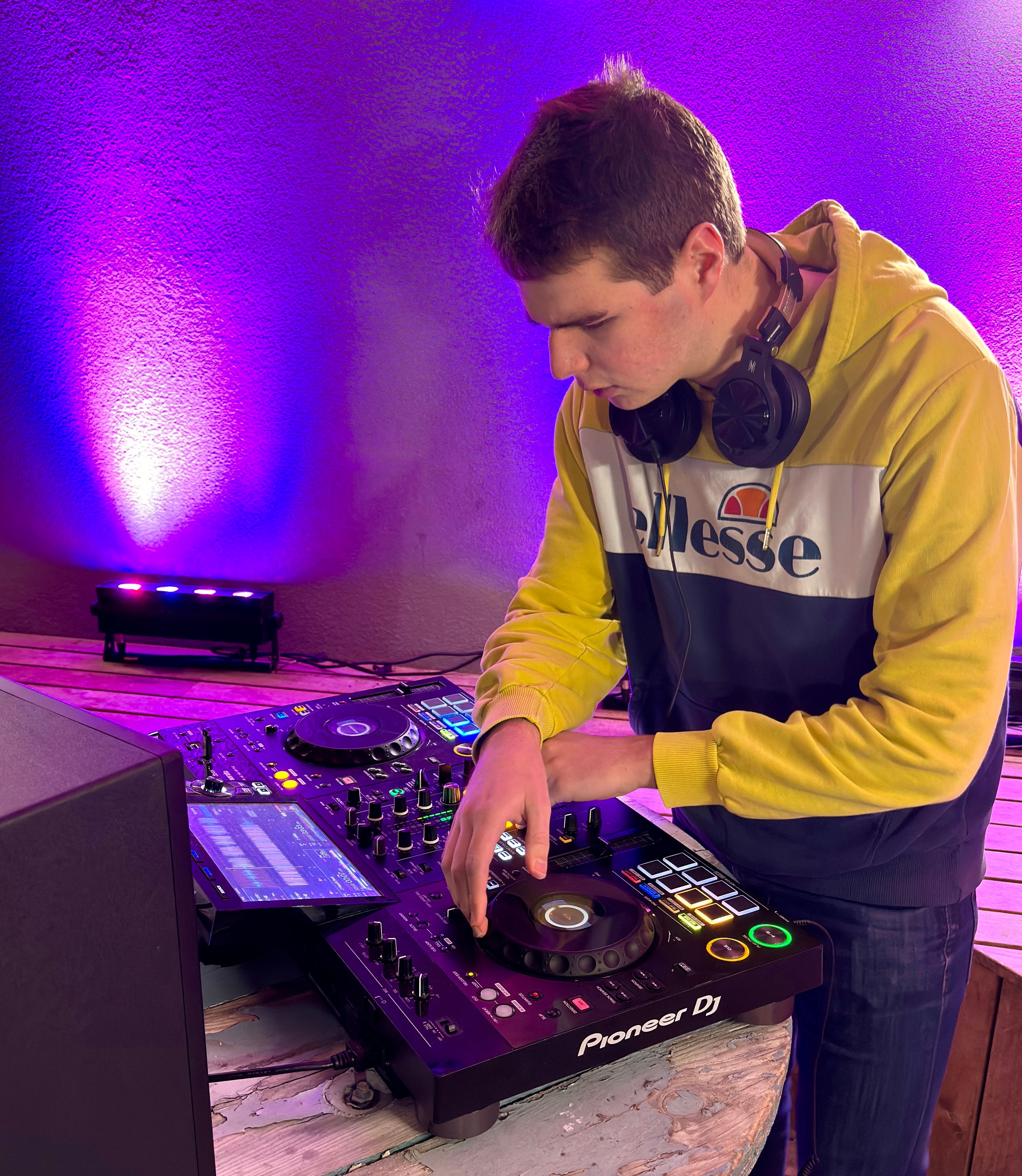 Adrino, DJ – photo 5