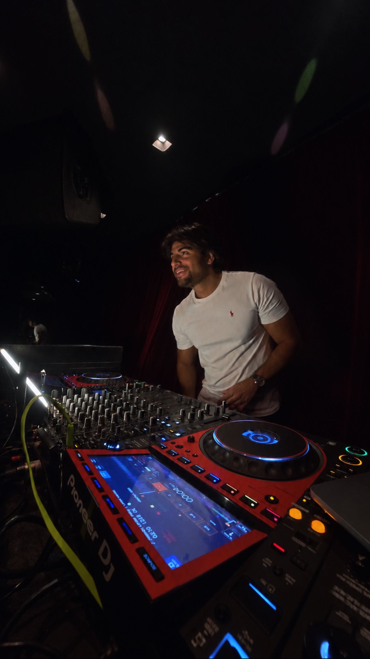 Pegazus (FR), DJ – photo 1