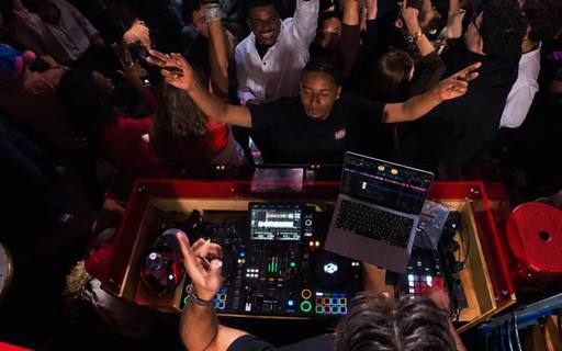 Pegazus (FR), DJ – photo 5