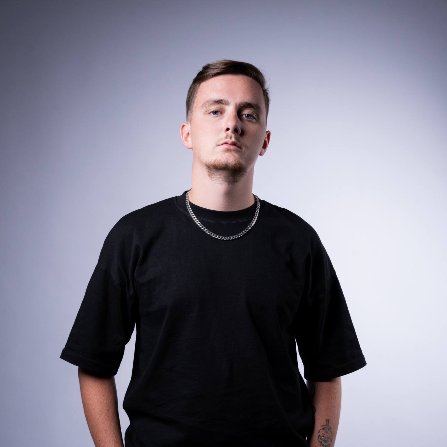 LOUD3R, DJ