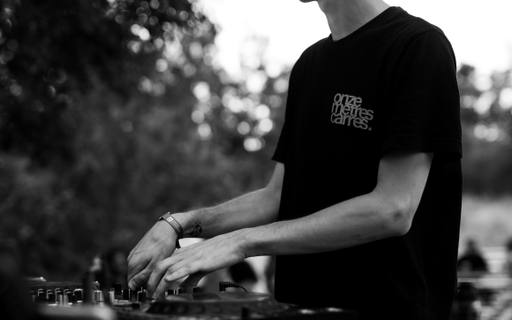 Maxlow, DJ – photo 1