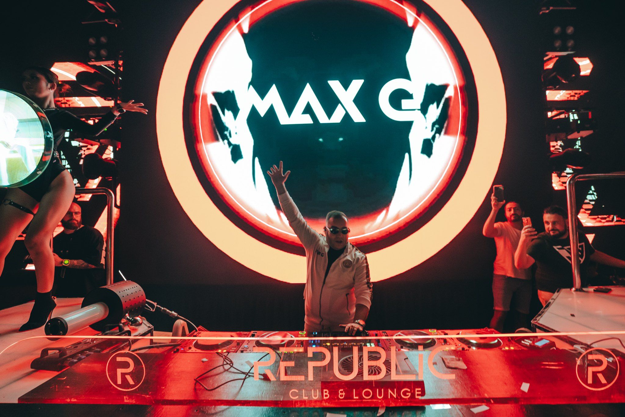 MAX G, DJ – photo 1