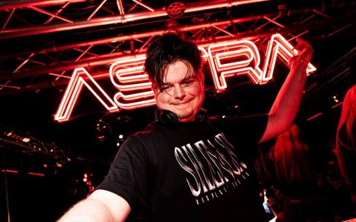 AURN., DJ – photo 1